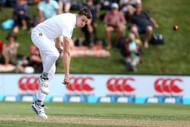DUNEDIN, NEW ZEALAND - MARCH 09:  Morne Morkel of South Africa bowls during day two of the First Test match between New Zealand and South Africa at University Oval on March 9, 2017 in Dunedin, New Zealand.  (Photo by Dianne Manson/Getty Images)